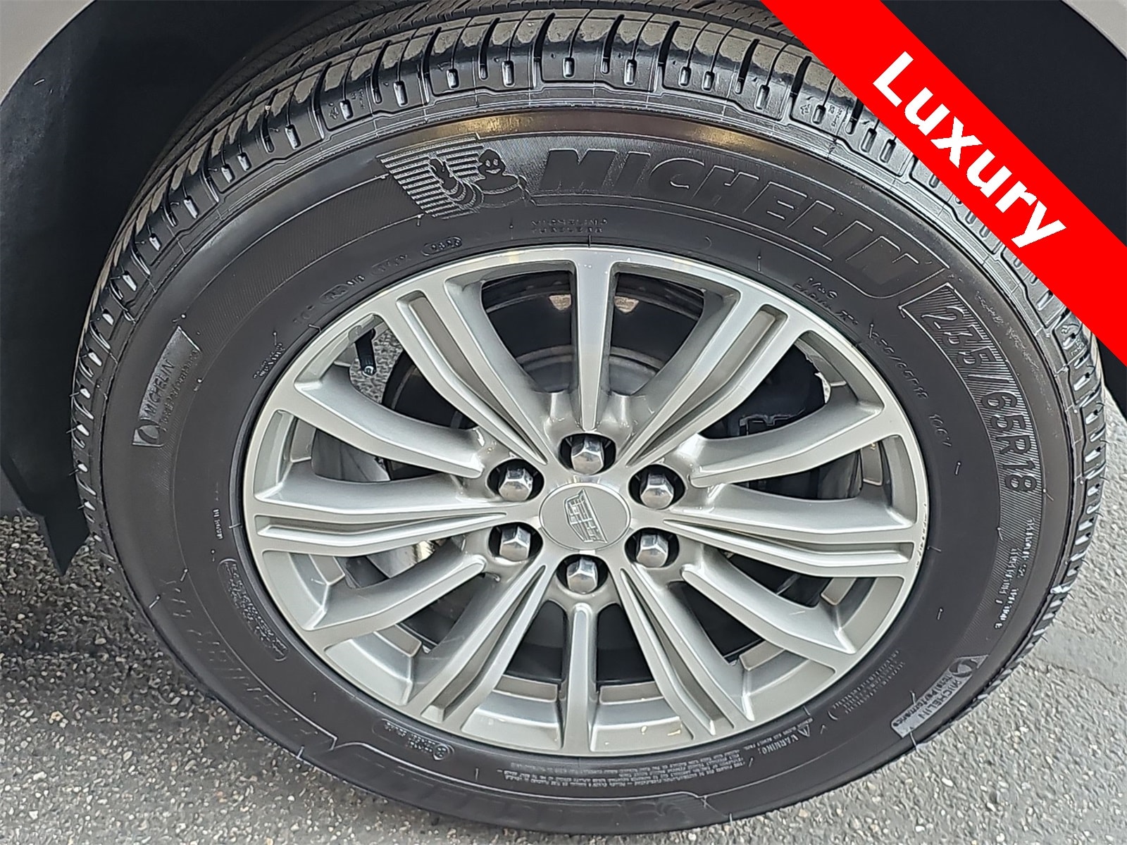 Thumbnail: 2019 Cadillac XT5 - 12