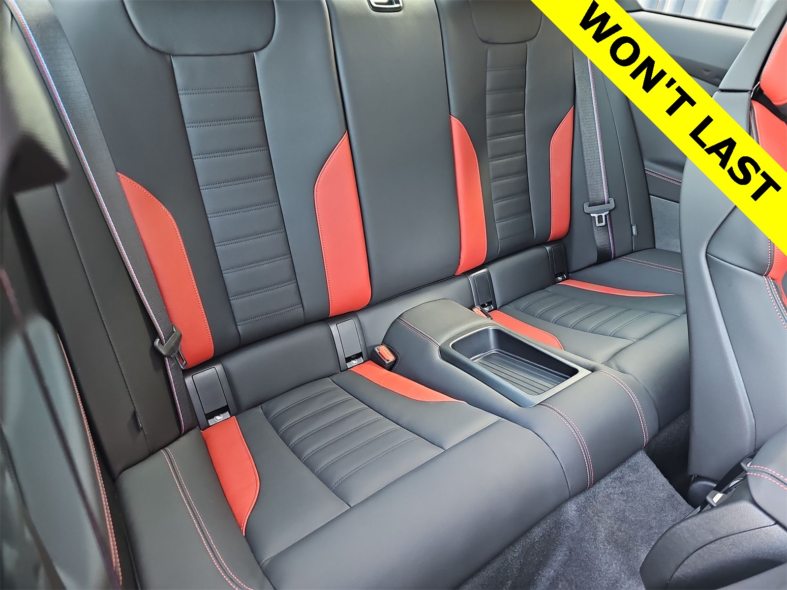 Thumbnail: 2025 BMW M2 - 16