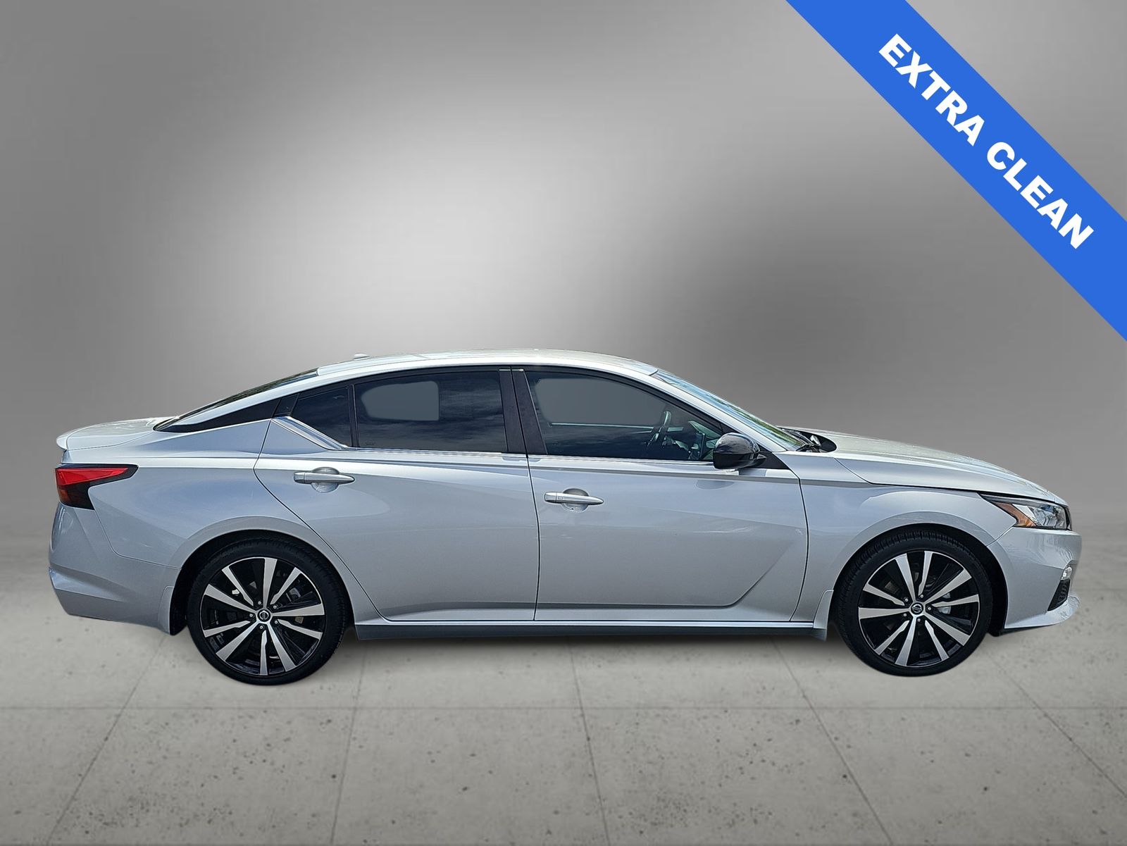 Thumbnail: 2021 Nissan Altima - 8