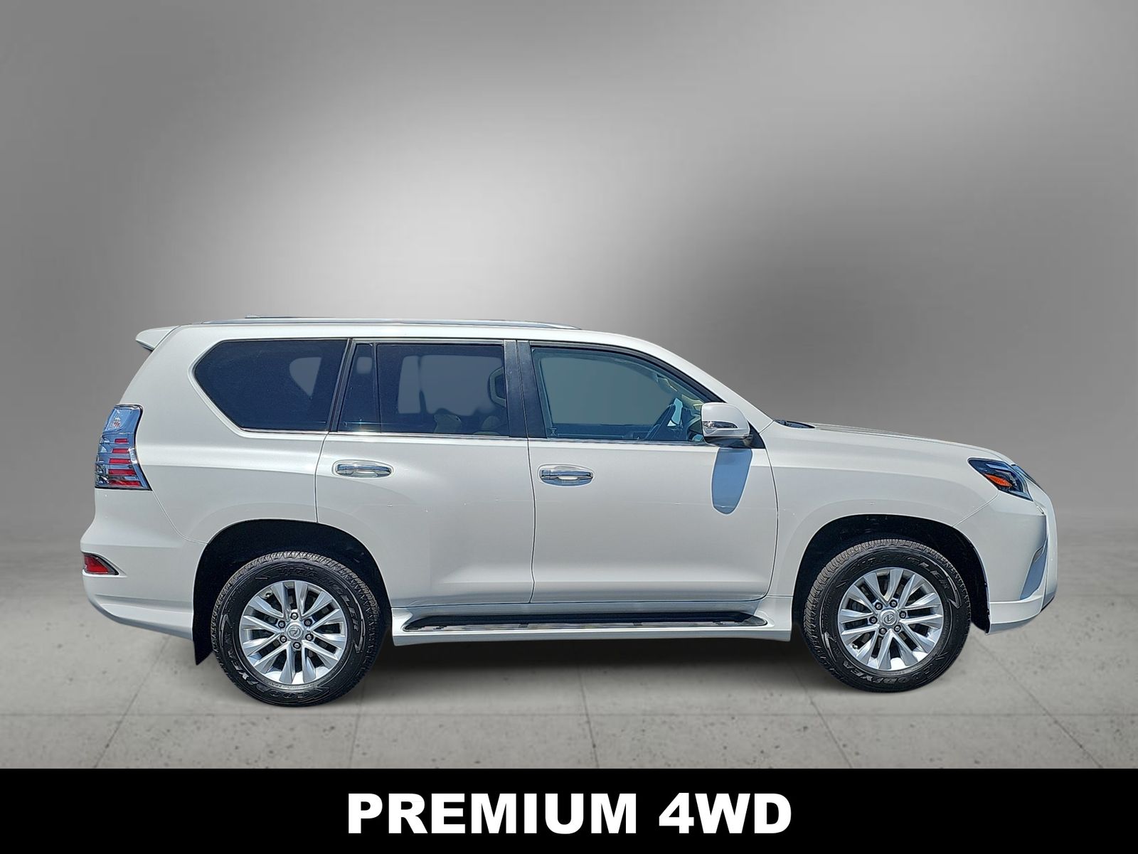 Thumbnail: 2023 Lexus GX - 9