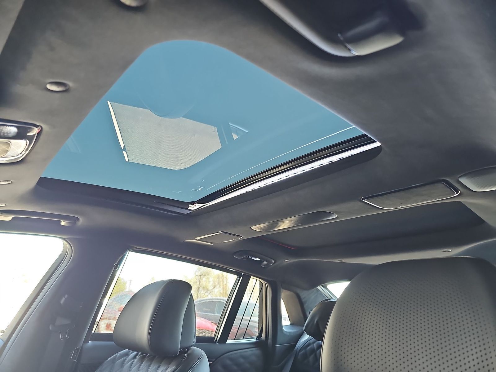 Thumbnail: 2026 Genesis G90 - 29