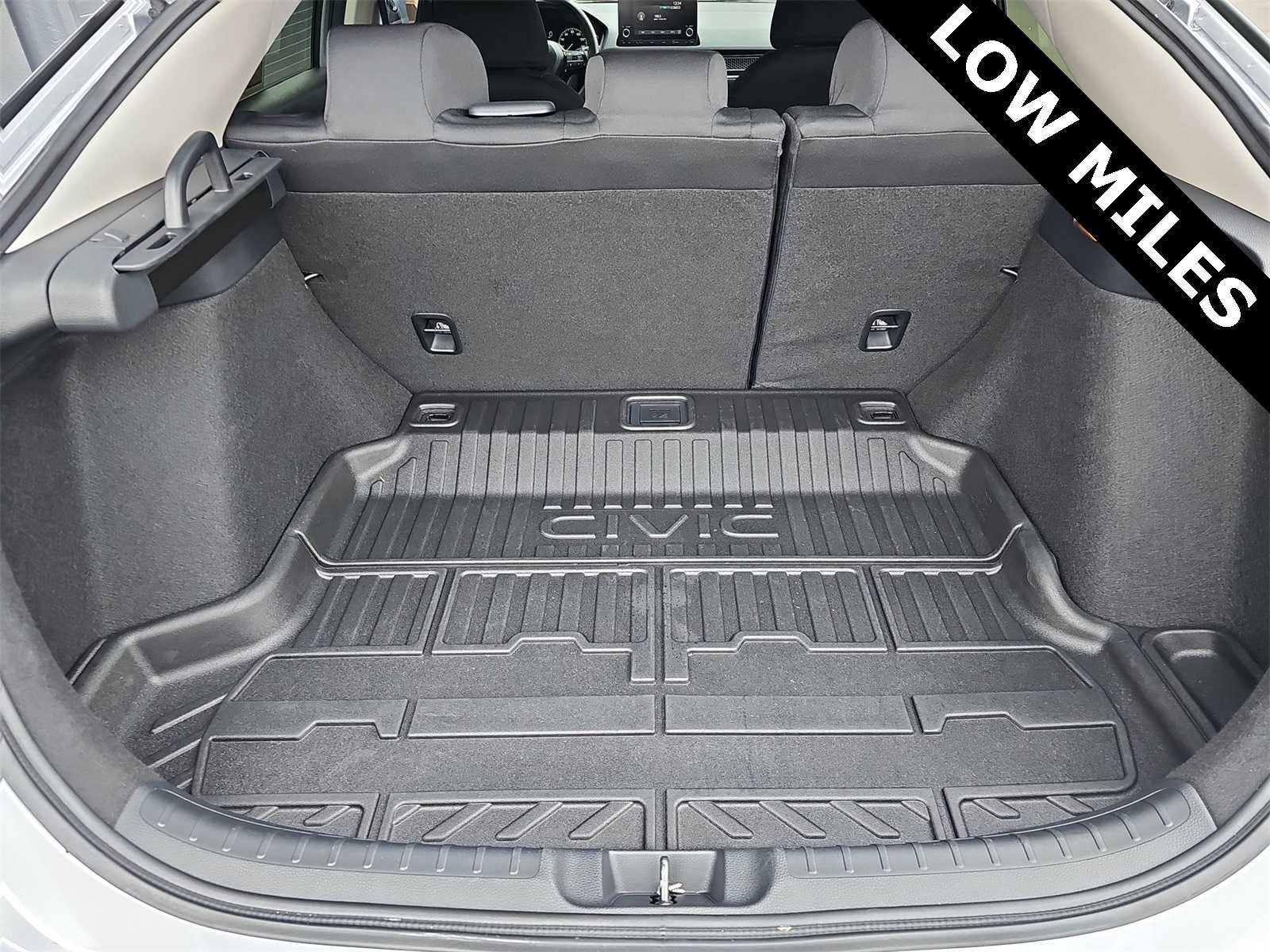 Thumbnail: 2024 Honda Civic - 23