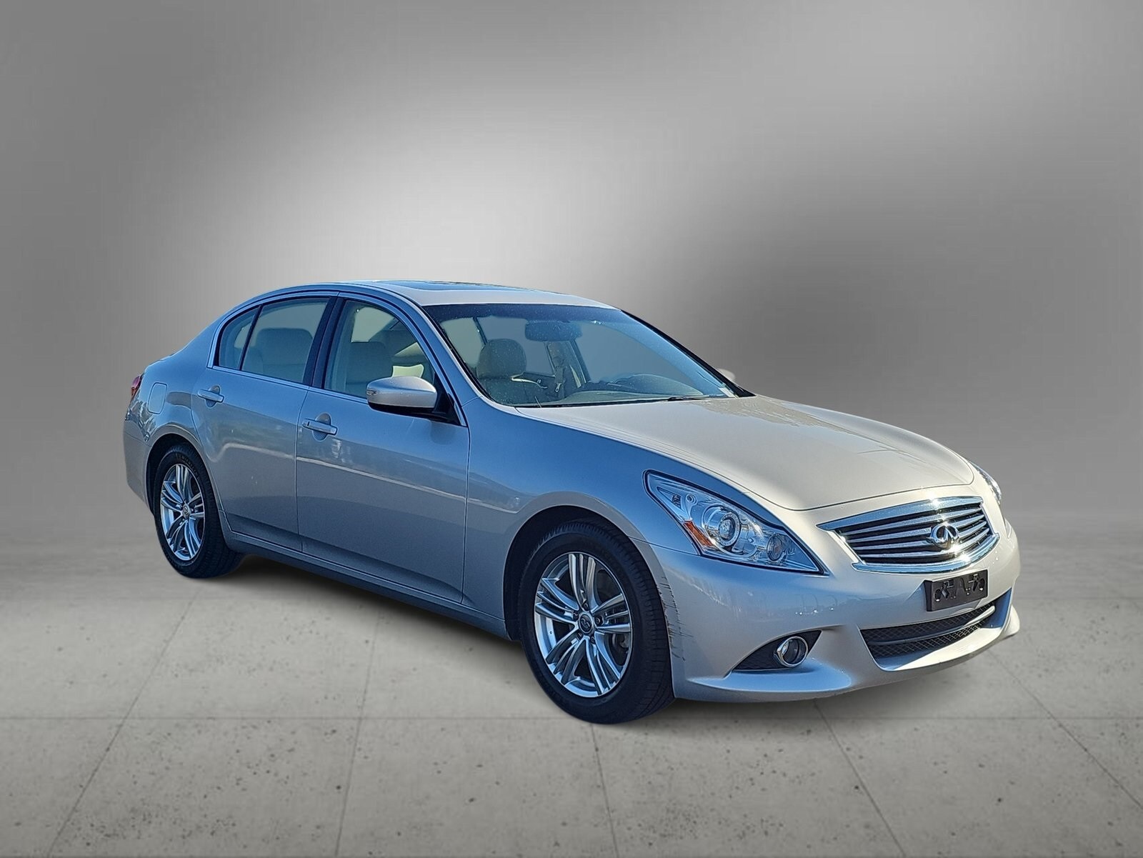 2012 Infiniti G37 Journey photo 3