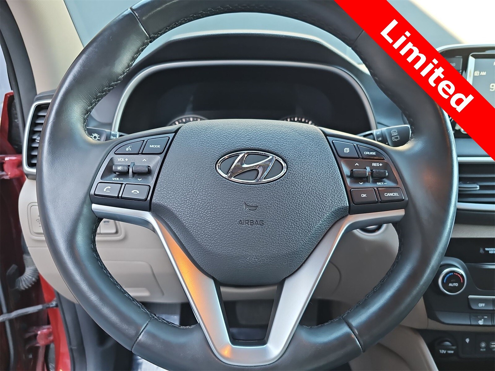 Thumbnail: 2019 Hyundai Tucson - 19