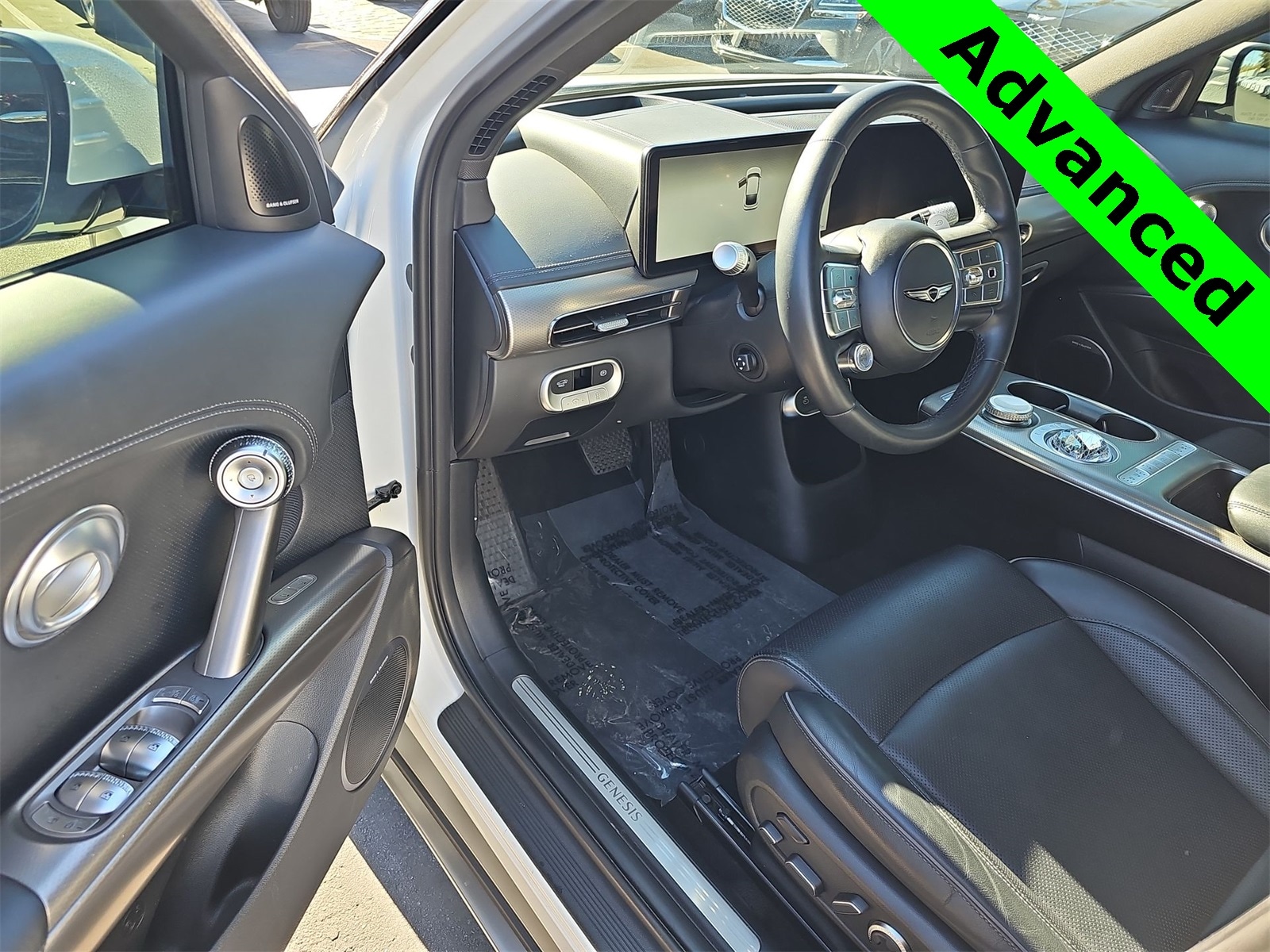 Thumbnail: 2024 Genesis GV60 - 10