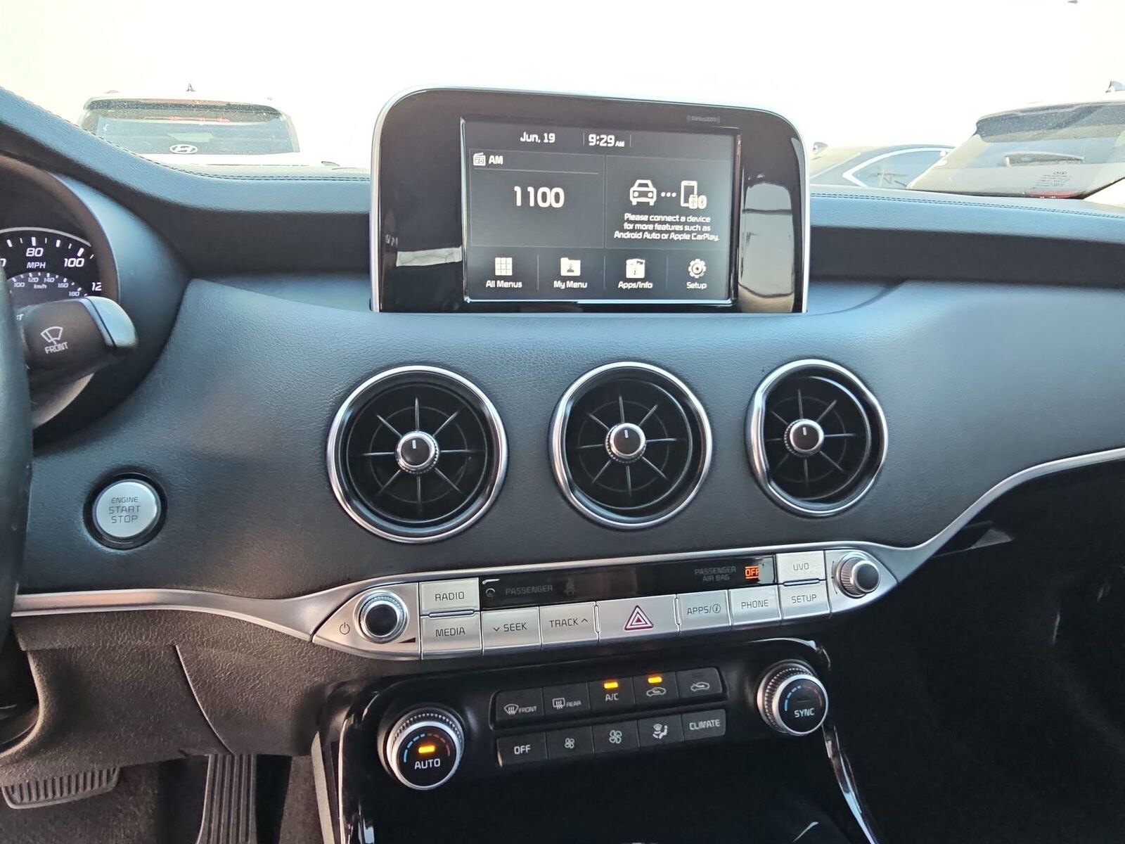 Thumbnail: 2018 Kia Stinger - 21