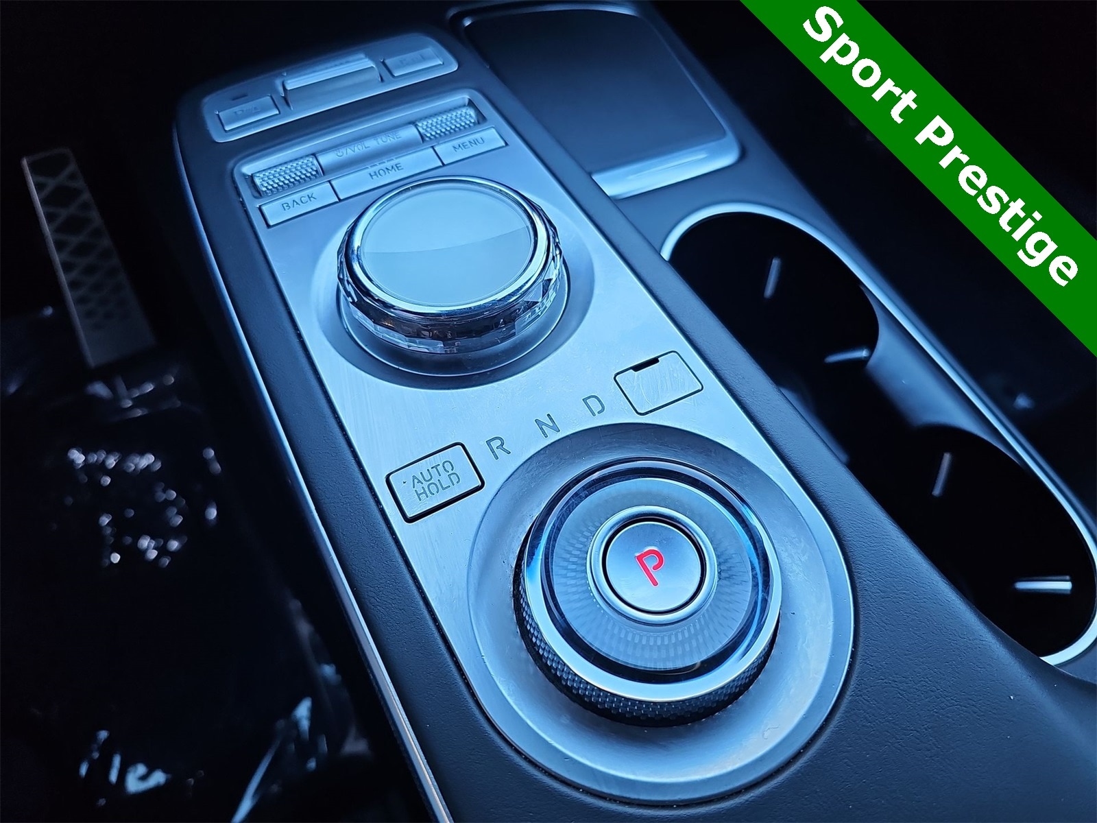 Thumbnail: 2023 Genesis GV70 - 21