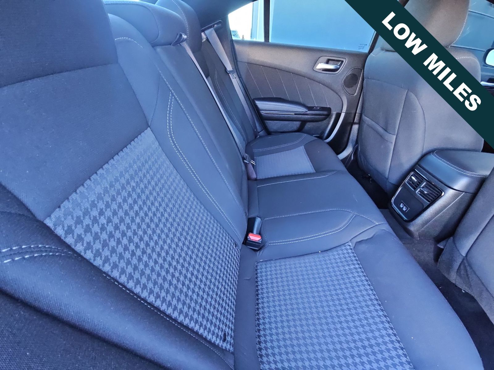 Thumbnail: 2023 Dodge Charger - 17