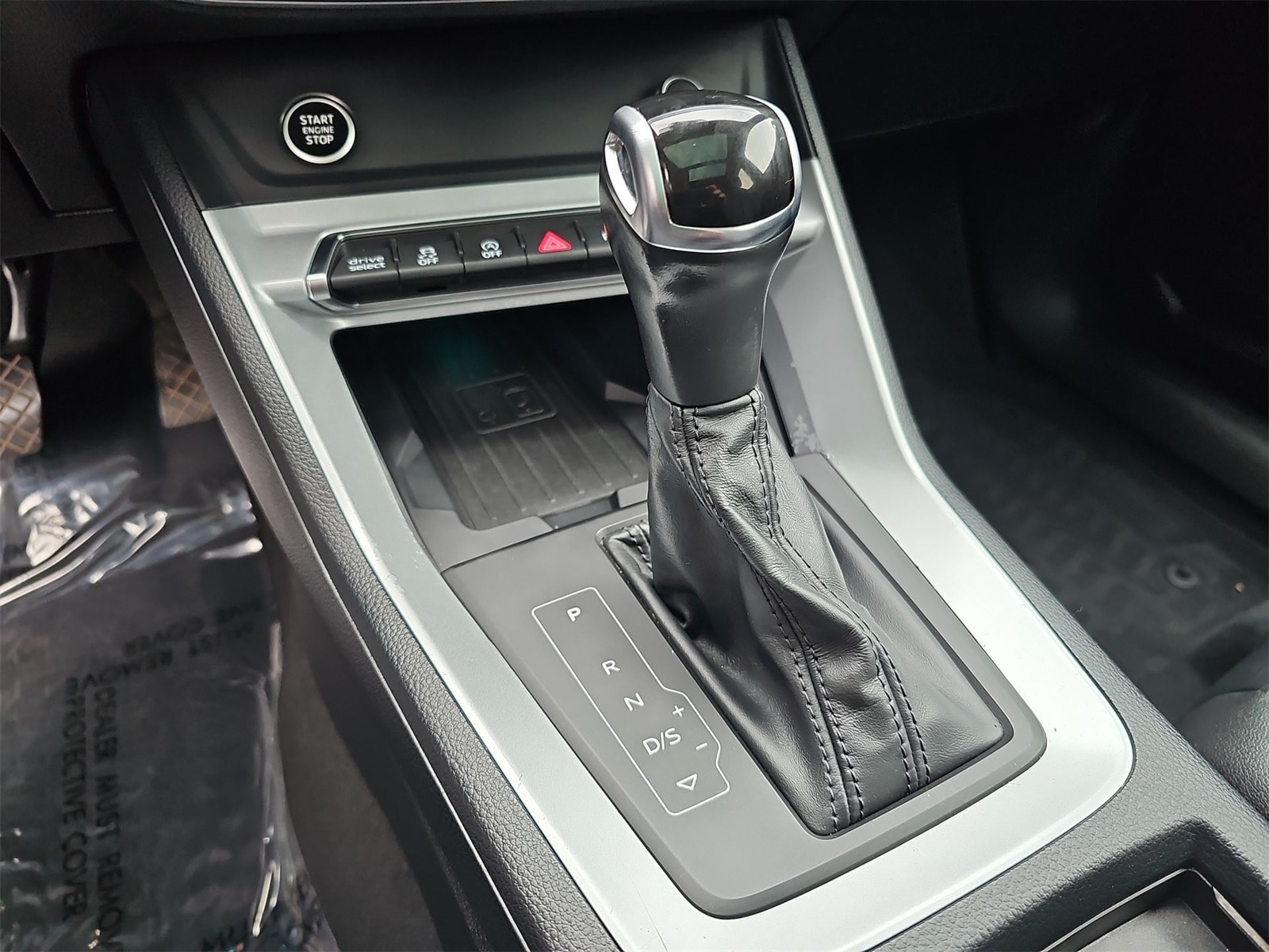 Thumbnail: 2021 Audi Q3 - 21