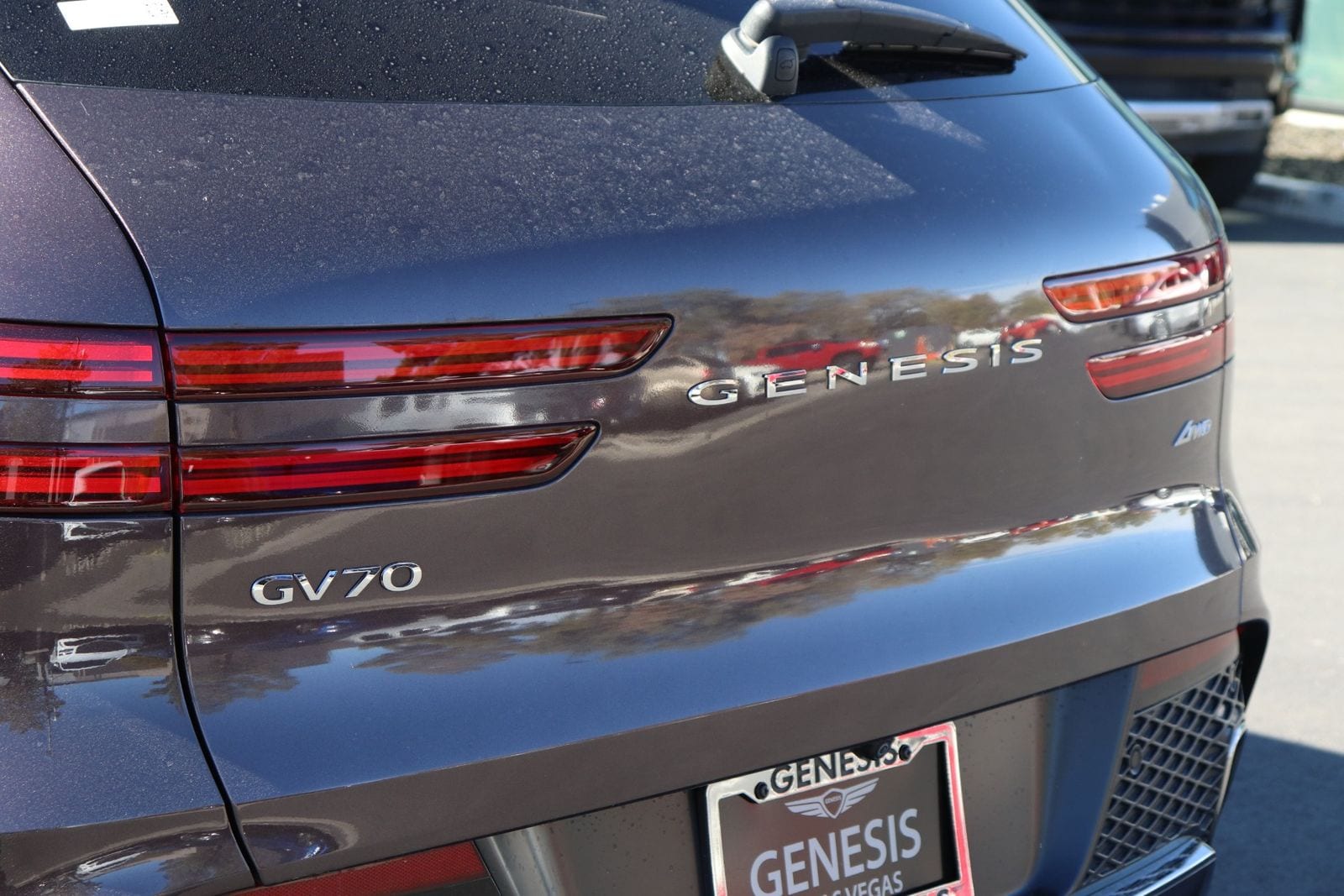 Thumbnail: 2022 Genesis GV70 - 10