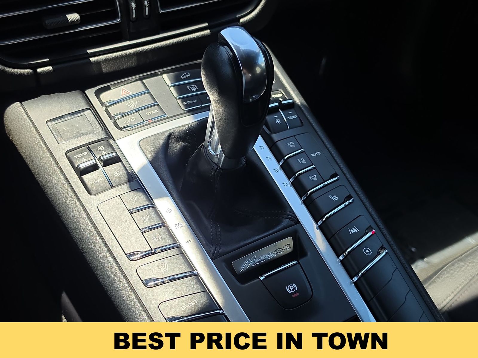 Thumbnail: 2021 Porsche Macan - 20