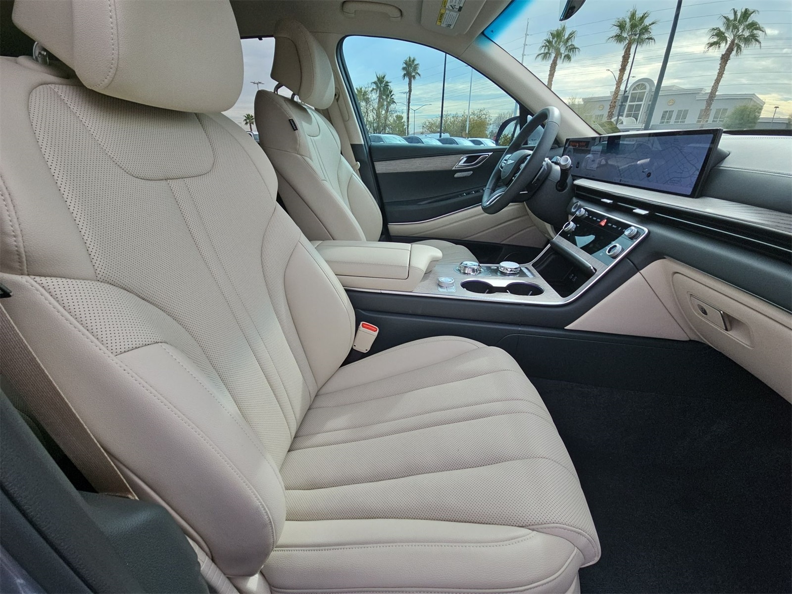 Thumbnail: 2025 Genesis GV80 - 18