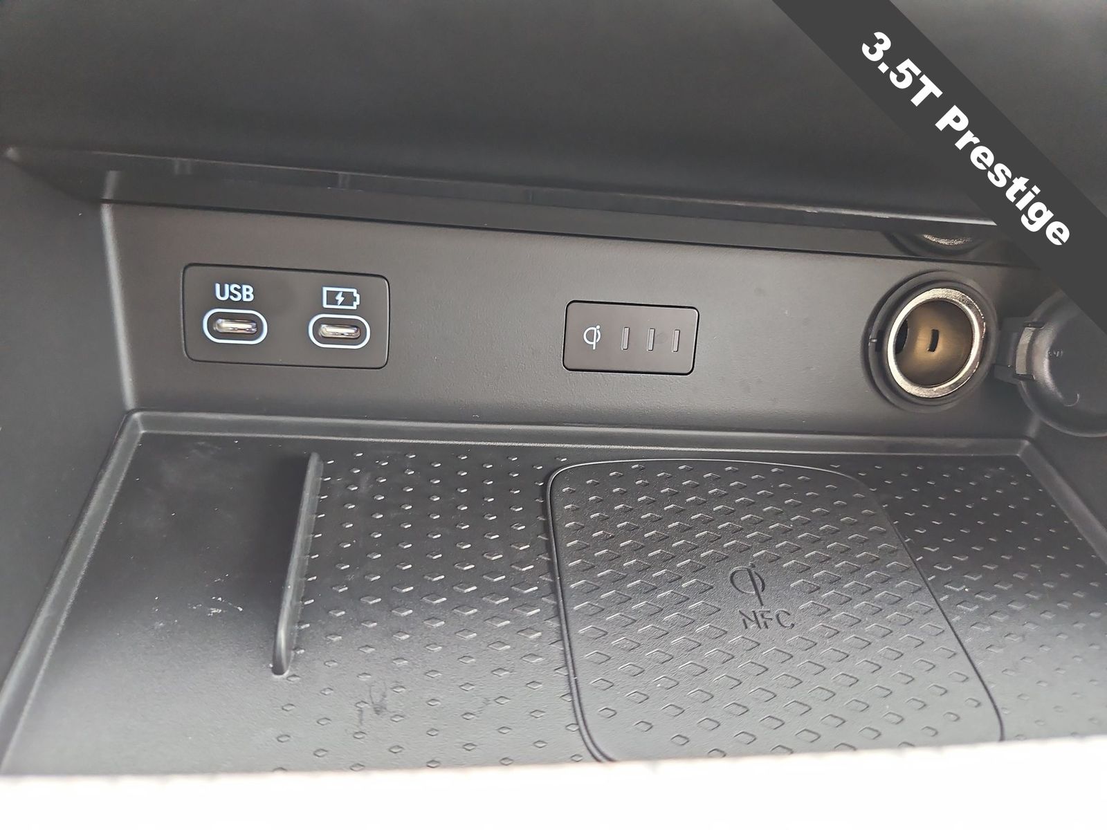 Thumbnail: 2026 Genesis GV80 - 30