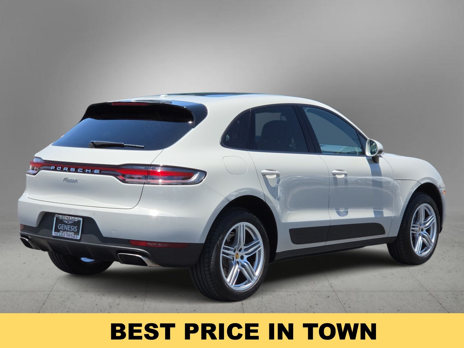 Thumbnail: 2021 Porsche Macan - 8