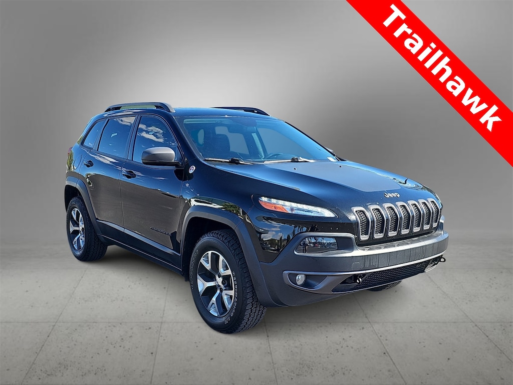 Used 2017 Jeep Cherokee Trailhawk 4x4 SUV