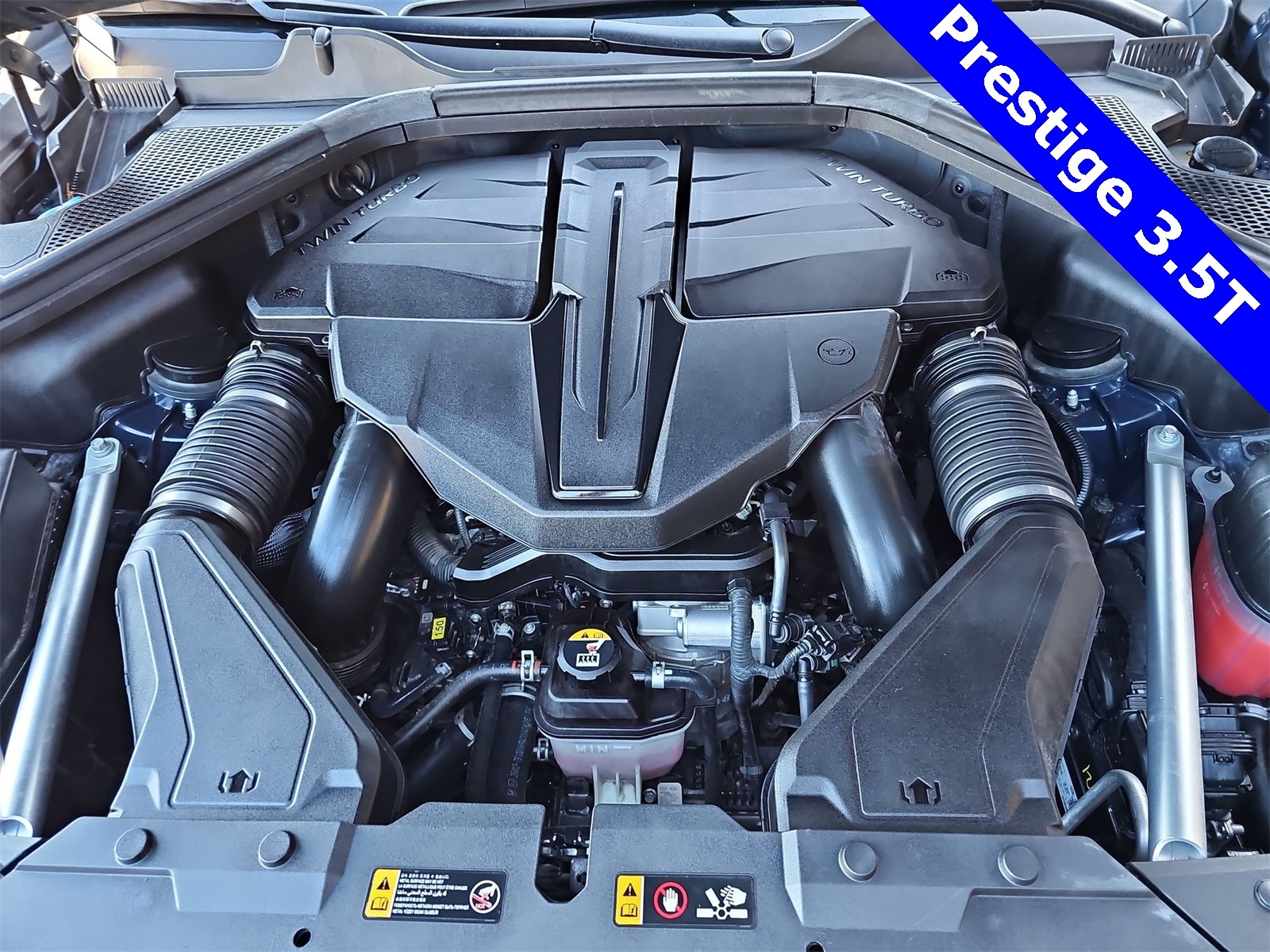 Thumbnail: 2021 Genesis GV80 - 13