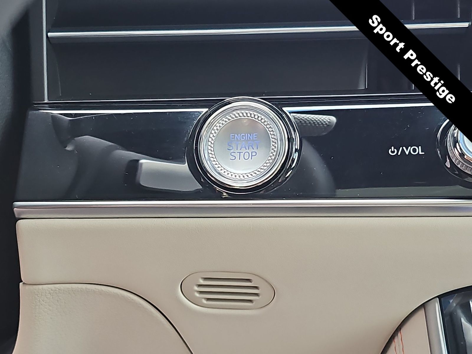 Thumbnail: 2026 Genesis GV70 - 24