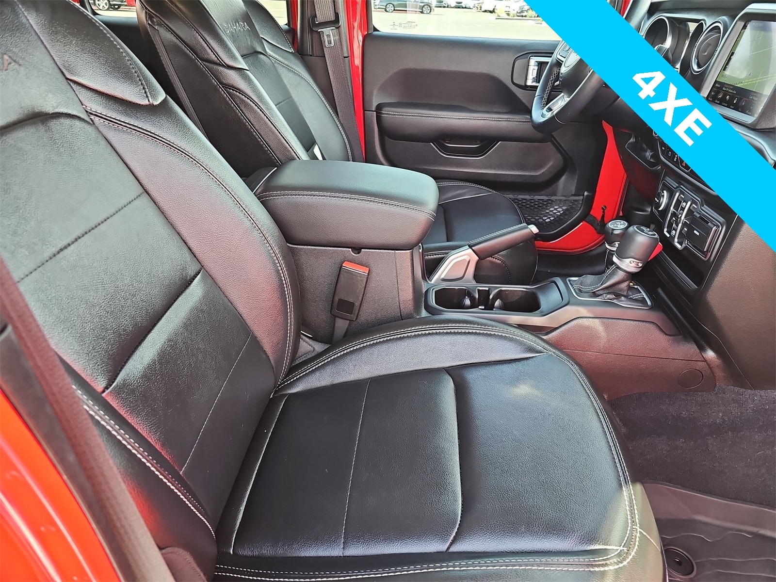 Thumbnail: 2022 Jeep Wrangler - 18