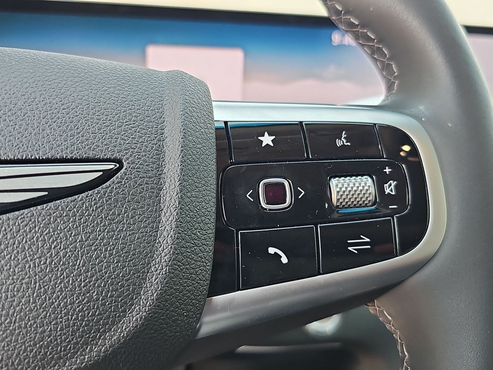 Thumbnail: 2025 Genesis GV80 - 28