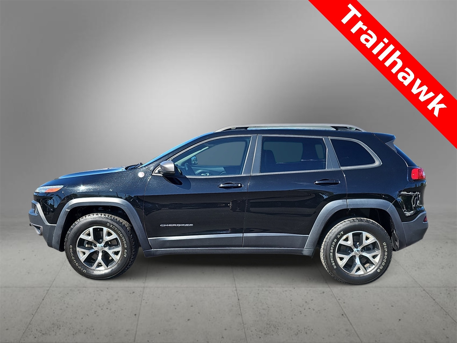 Thumbnail: 2017 Jeep Cherokee - 5