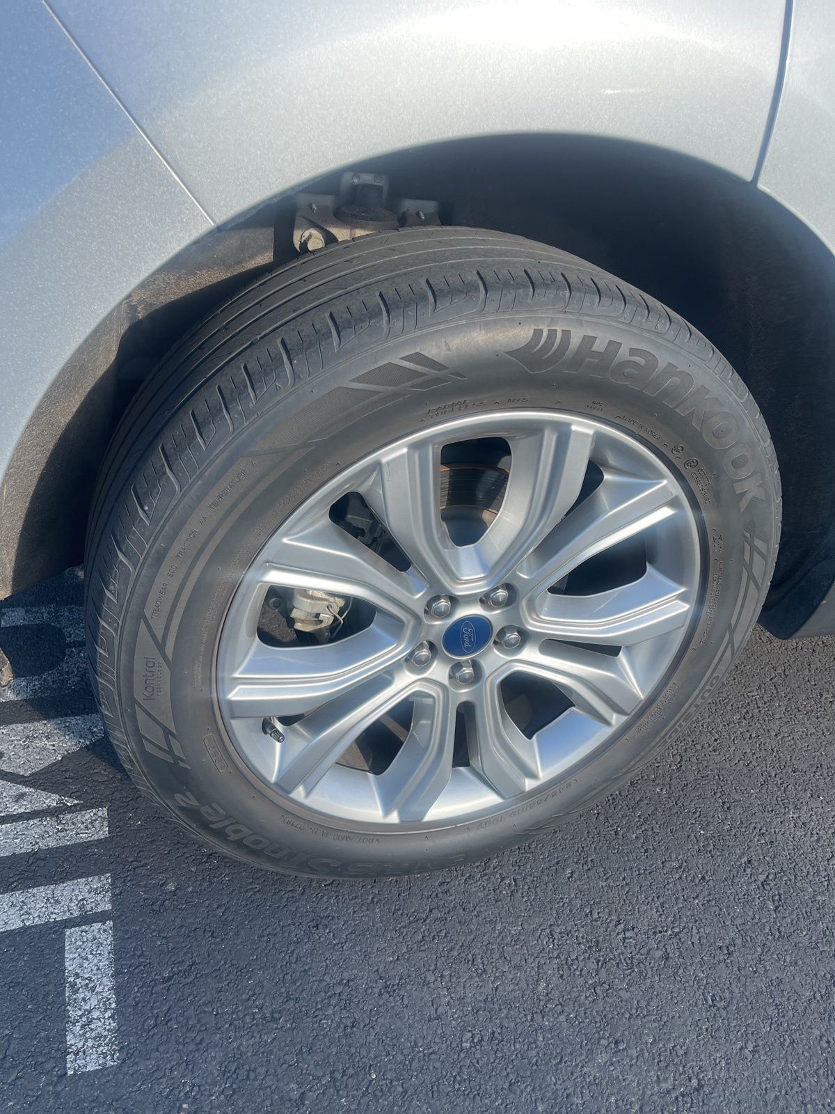 Thumbnail: 2019 Ford Edge - 4