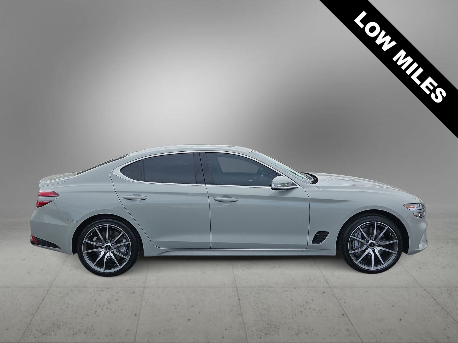 Thumbnail: 2026 Genesis G70 - 9
