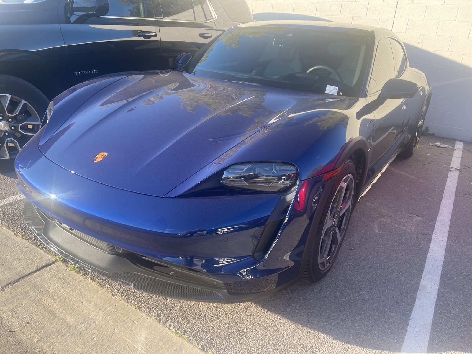 Thumbnail: 2023 Porsche Taycan - 3