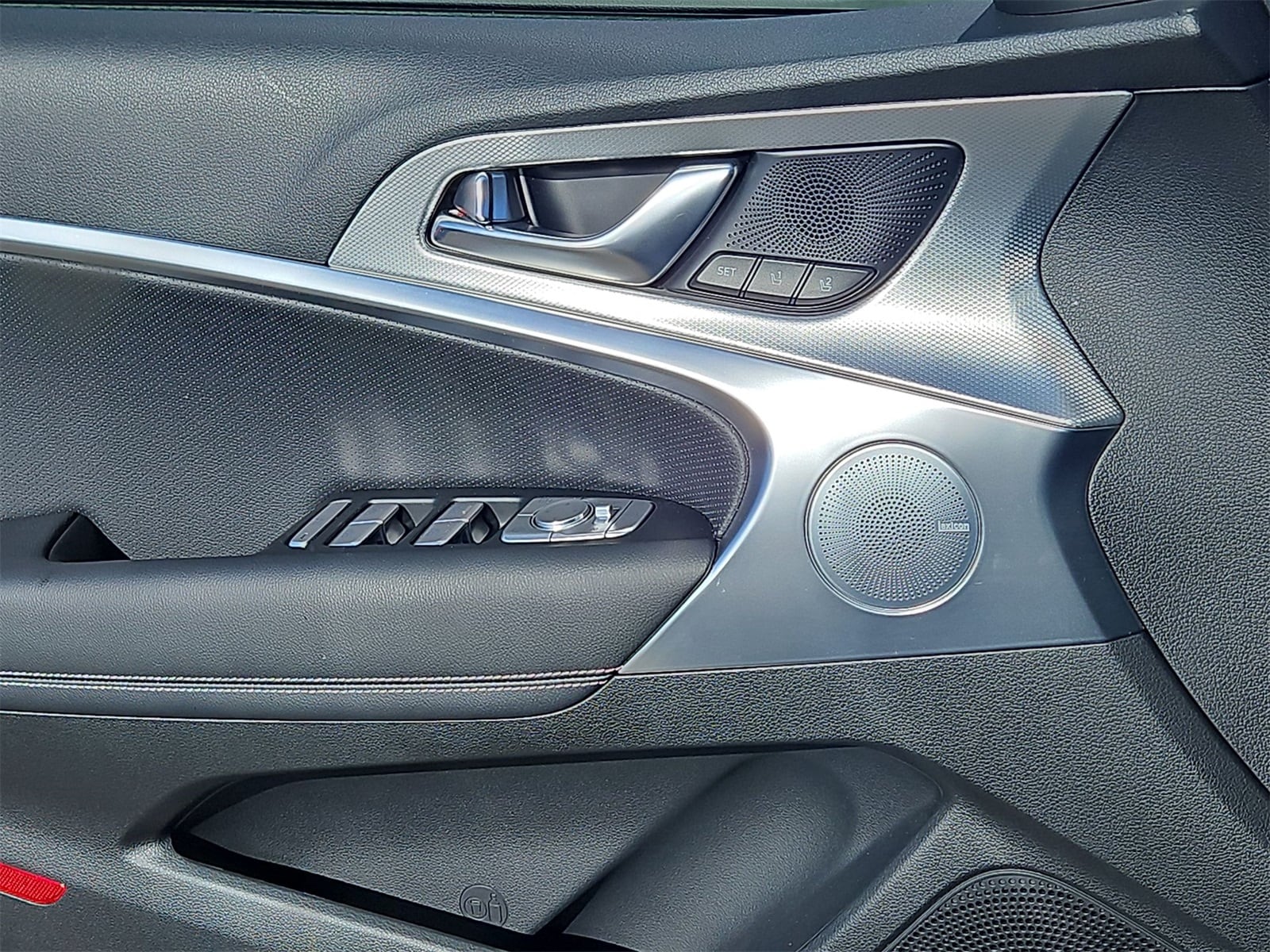 Thumbnail: 2026 Genesis G70 - 29