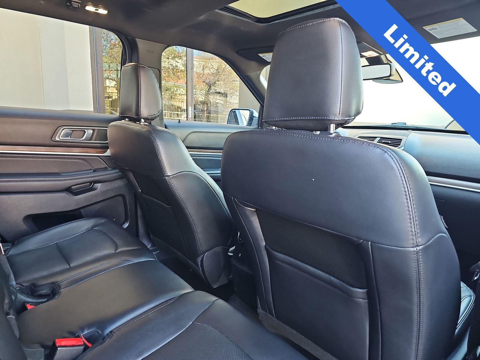 Thumbnail: 2019 Ford Explorer - 15