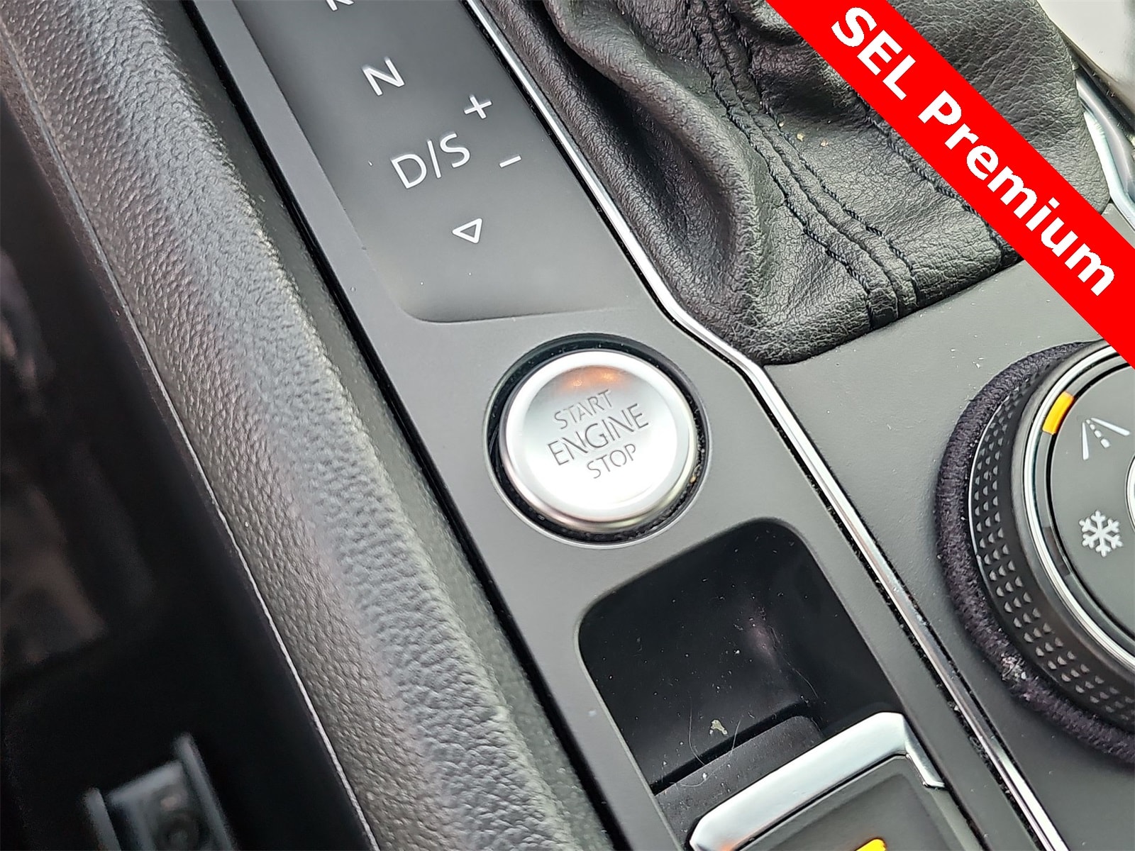 Thumbnail: 2019 Volkswagen Atlas - 24