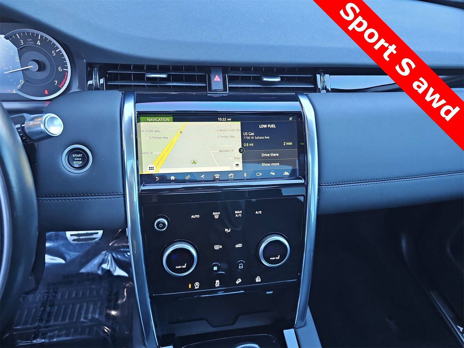 Thumbnail: 2020 Land Rover Discovery Sport - 20