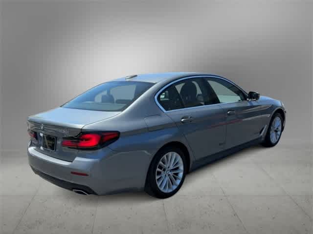 2023 BMW 5 Series 530i 11