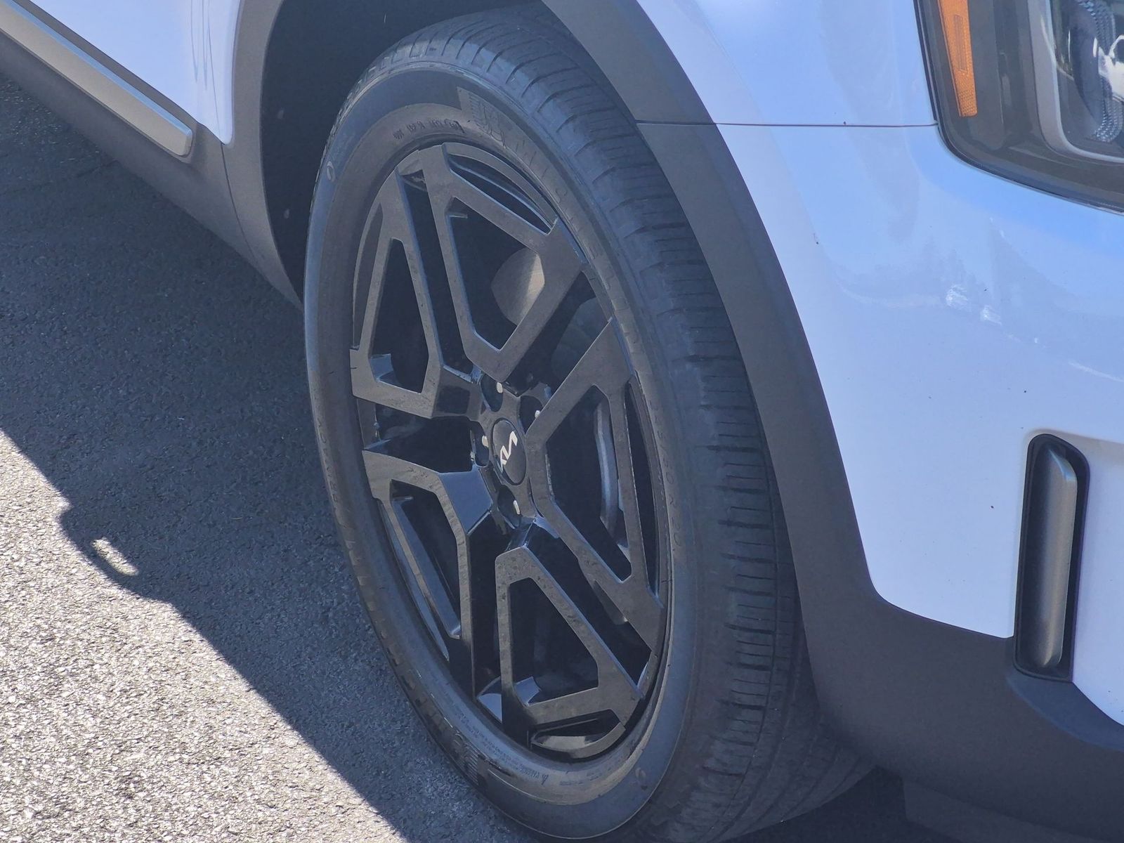 Thumbnail: 2023 Kia Telluride - 12