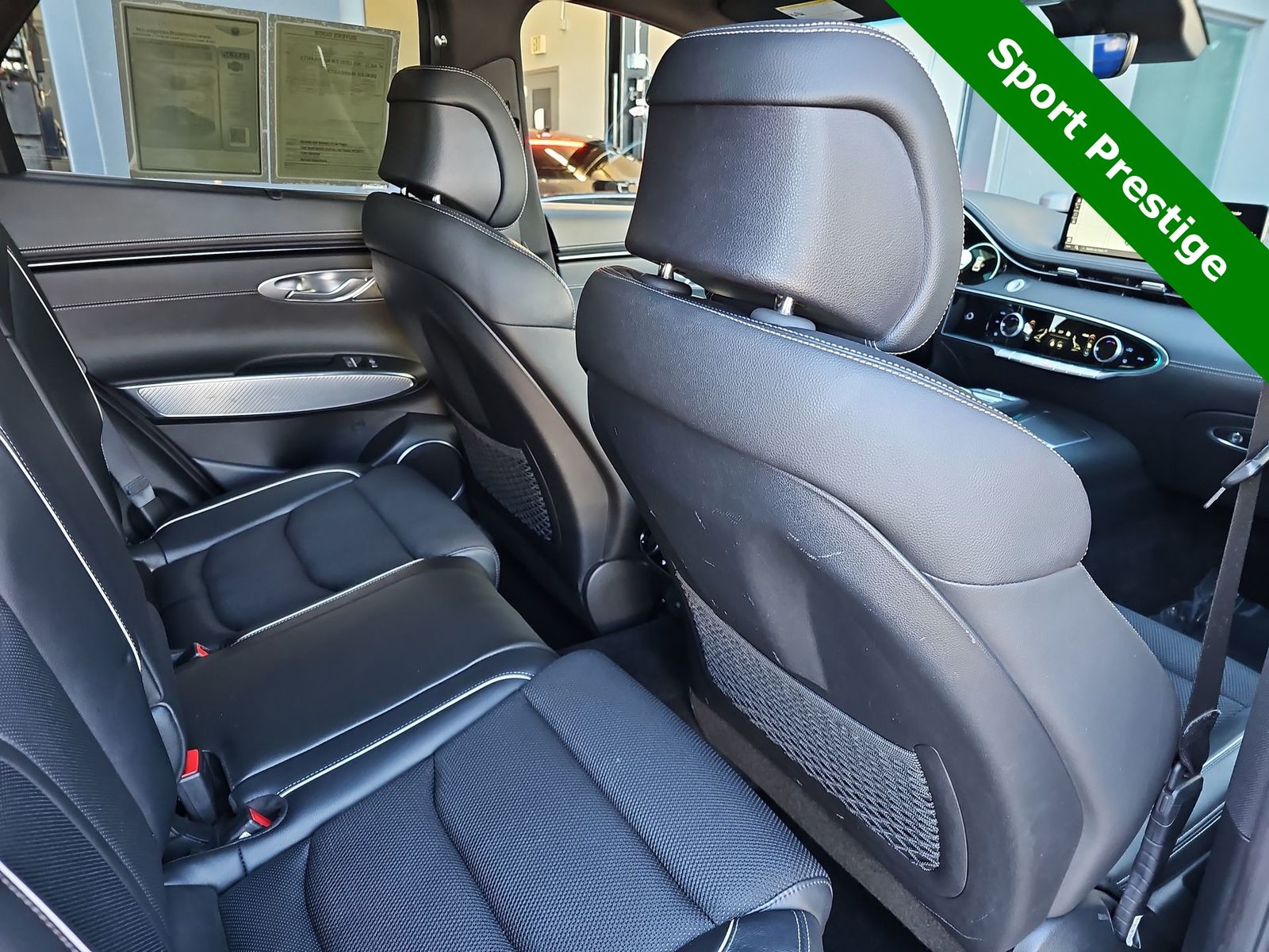 Thumbnail: 2023 Genesis GV70 - 16