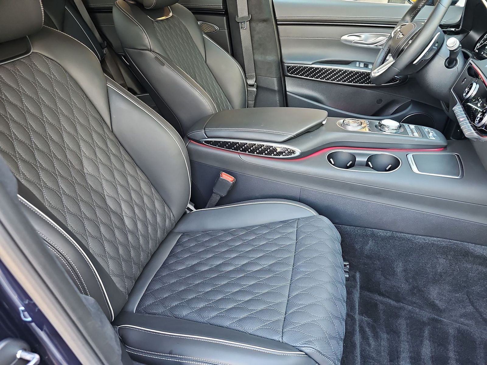 Thumbnail: 2025 Genesis GV70 - 18