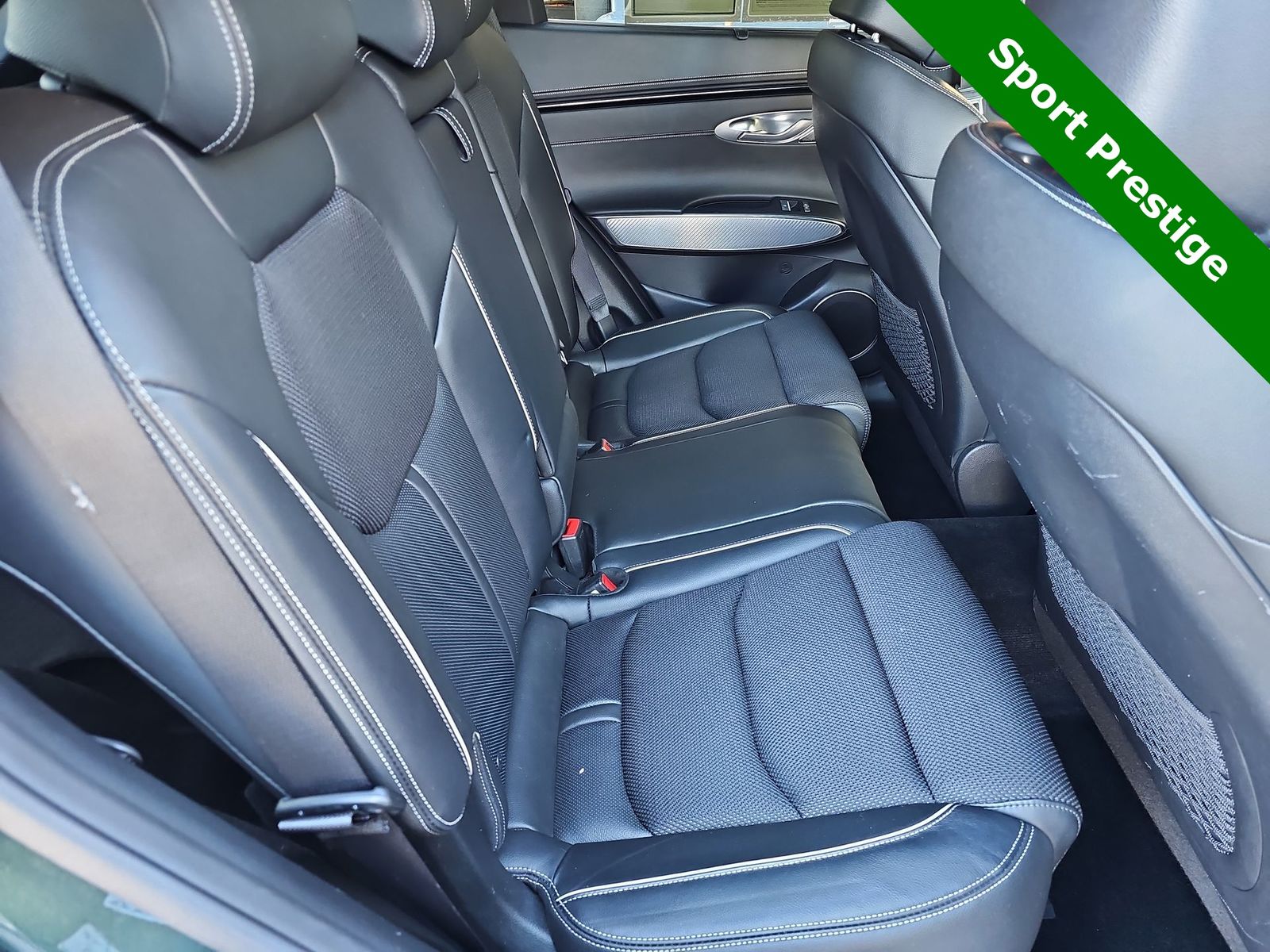 Thumbnail: 2023 Genesis GV70 - 17