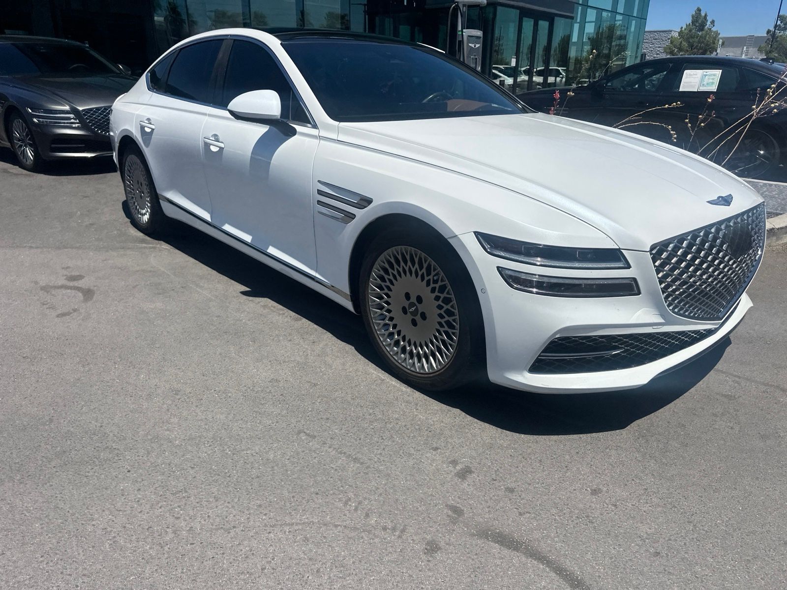 Thumbnail: 2022 Genesis G80 - 3