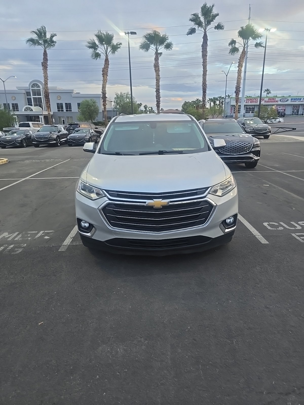 Used 2019 Chevrolet Traverse LT Cloth w/1LT SUV