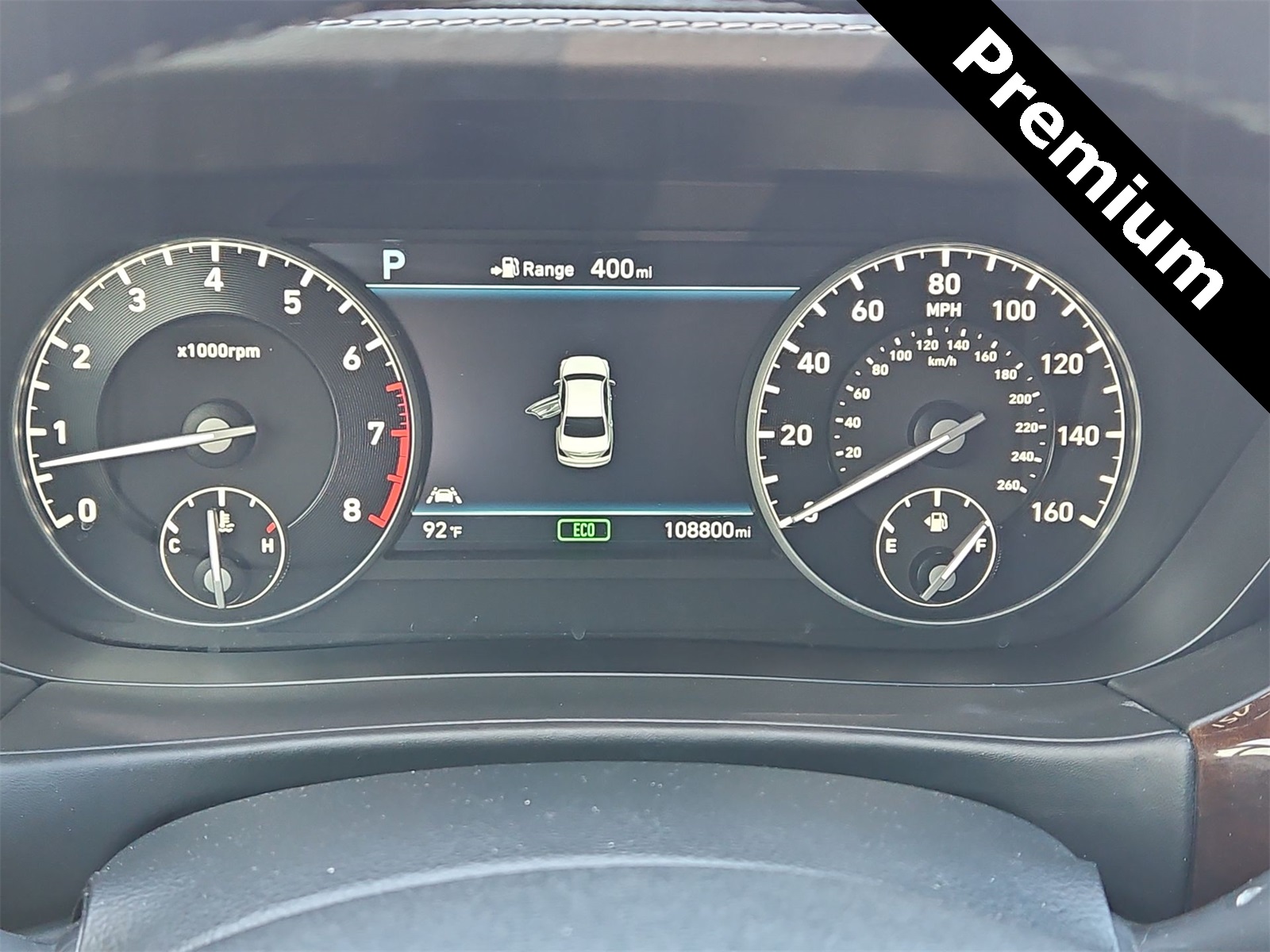 Thumbnail: 2017 Genesis G90 - 17