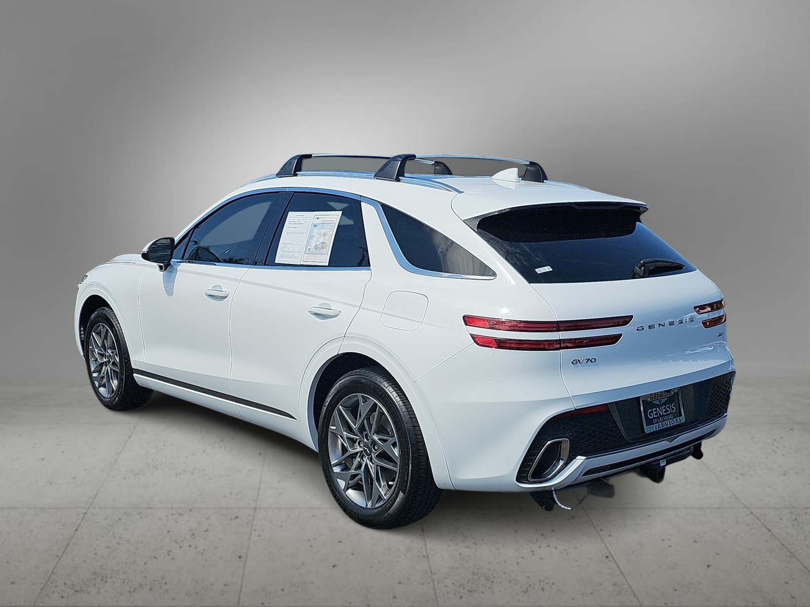 Thumbnail: 2022 Genesis GV70 - 7