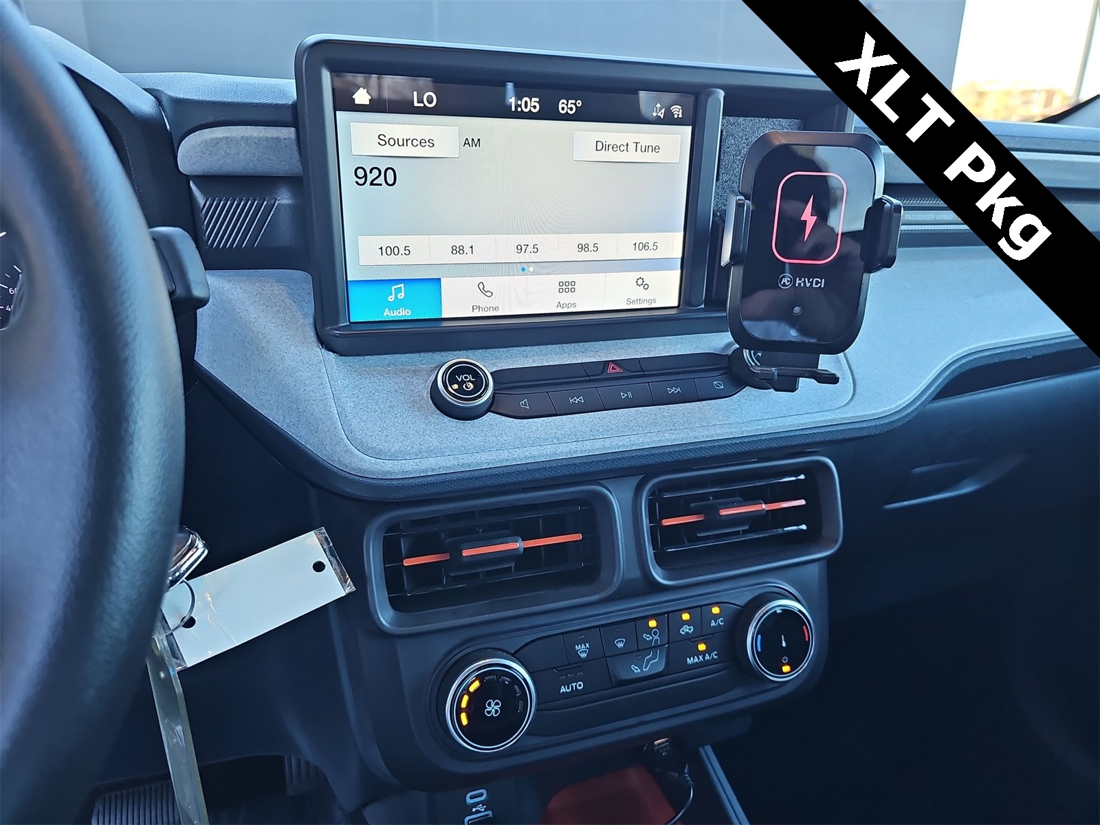 Thumbnail: 2022 Ford Maverick - 20