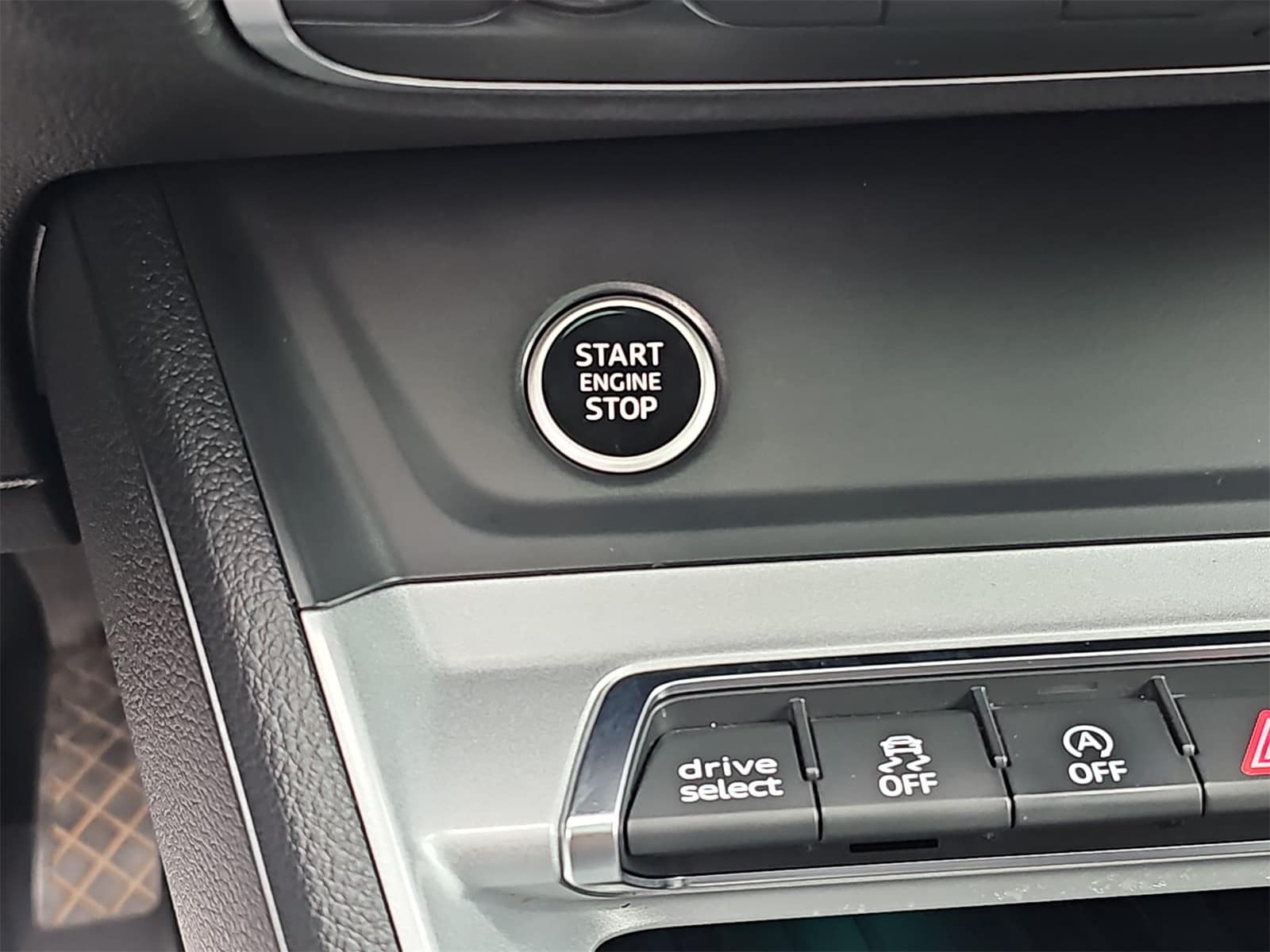 Thumbnail: 2021 Audi Q3 - 24