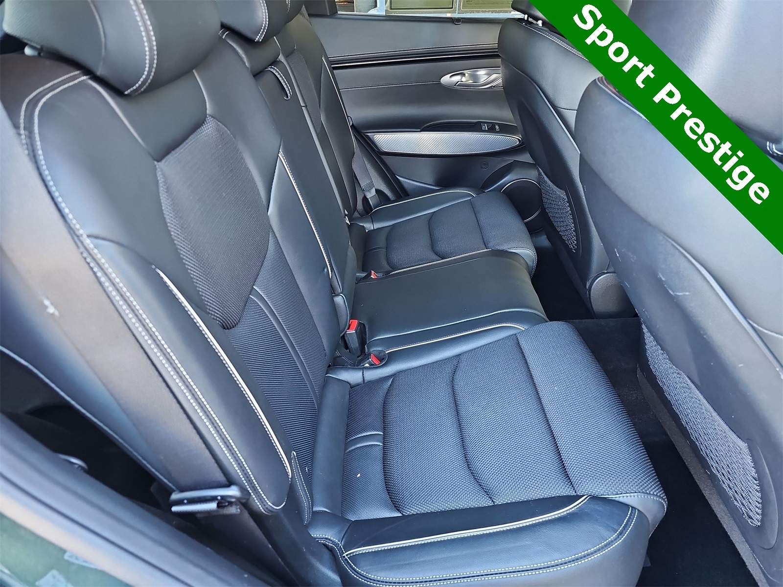 Thumbnail: 2023 Genesis GV70 - 17