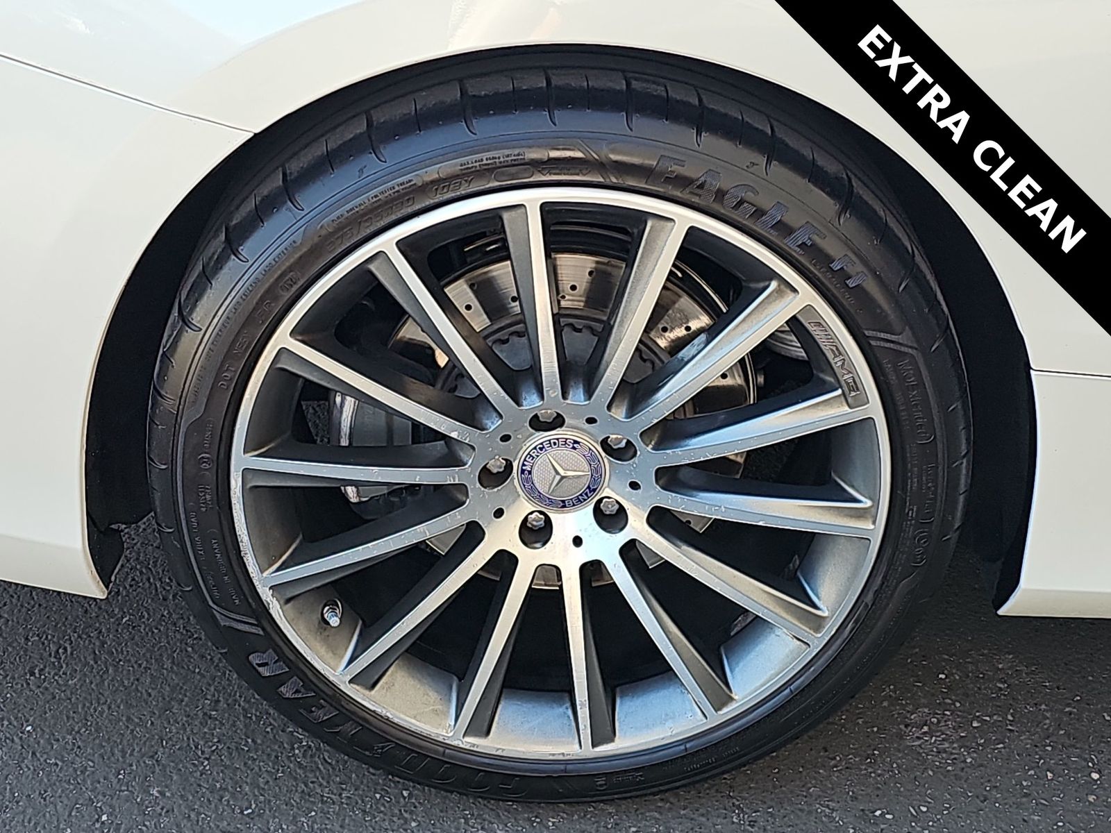 Thumbnail: 2015 Mercedes-Benz S-Class - 12