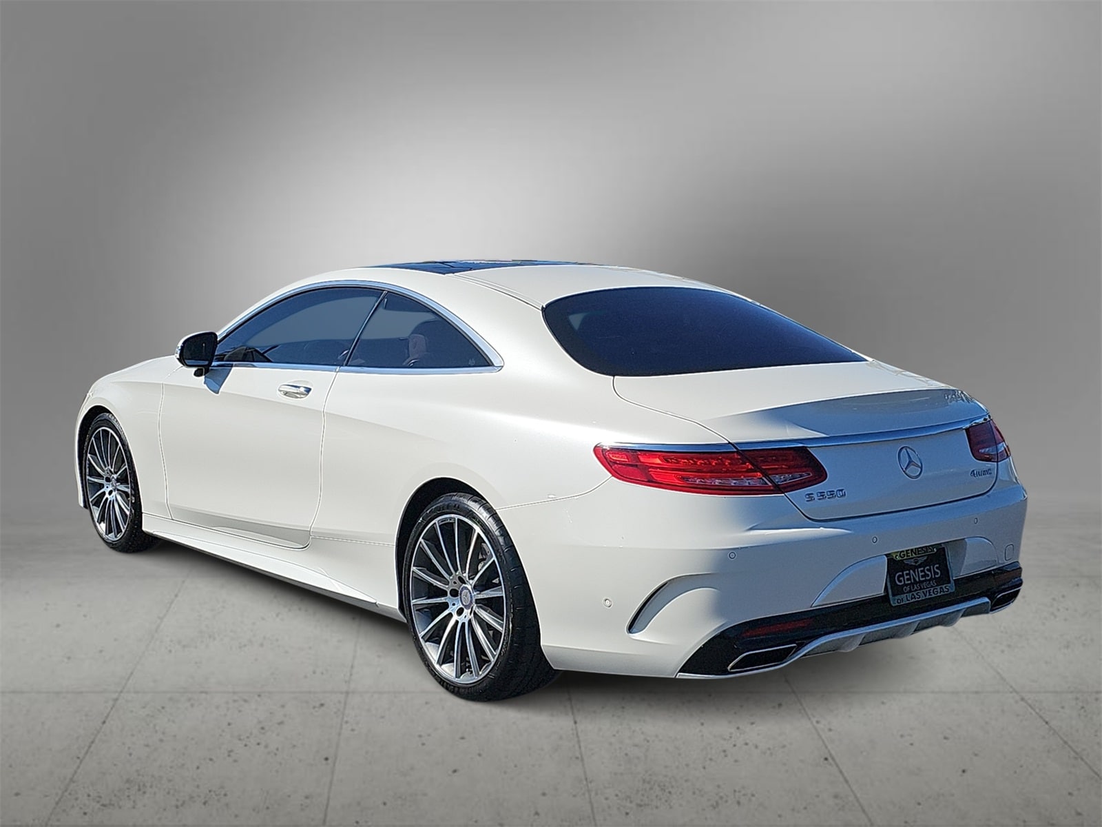Thumbnail: 2015 Mercedes-Benz S-Class - 6