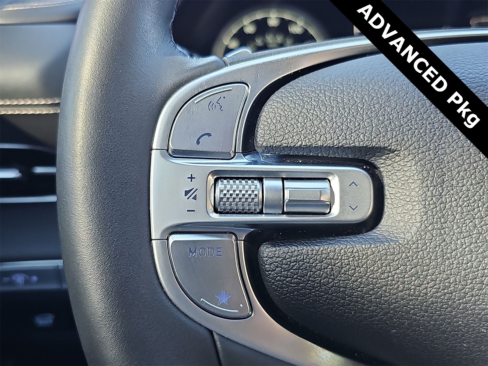 Thumbnail: 2024 Genesis GV80 - 29