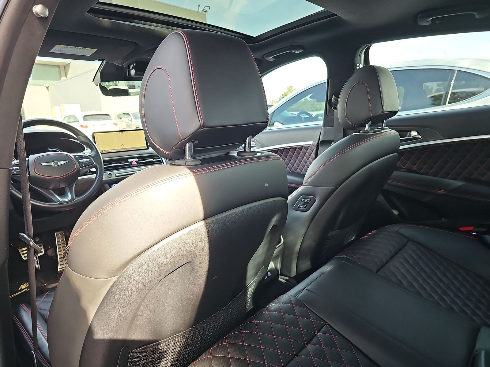 Thumbnail: 2024 Genesis G70 - 16