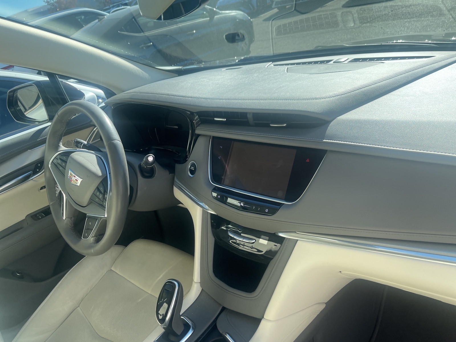 Thumbnail: 2017 Cadillac XT5 - 7