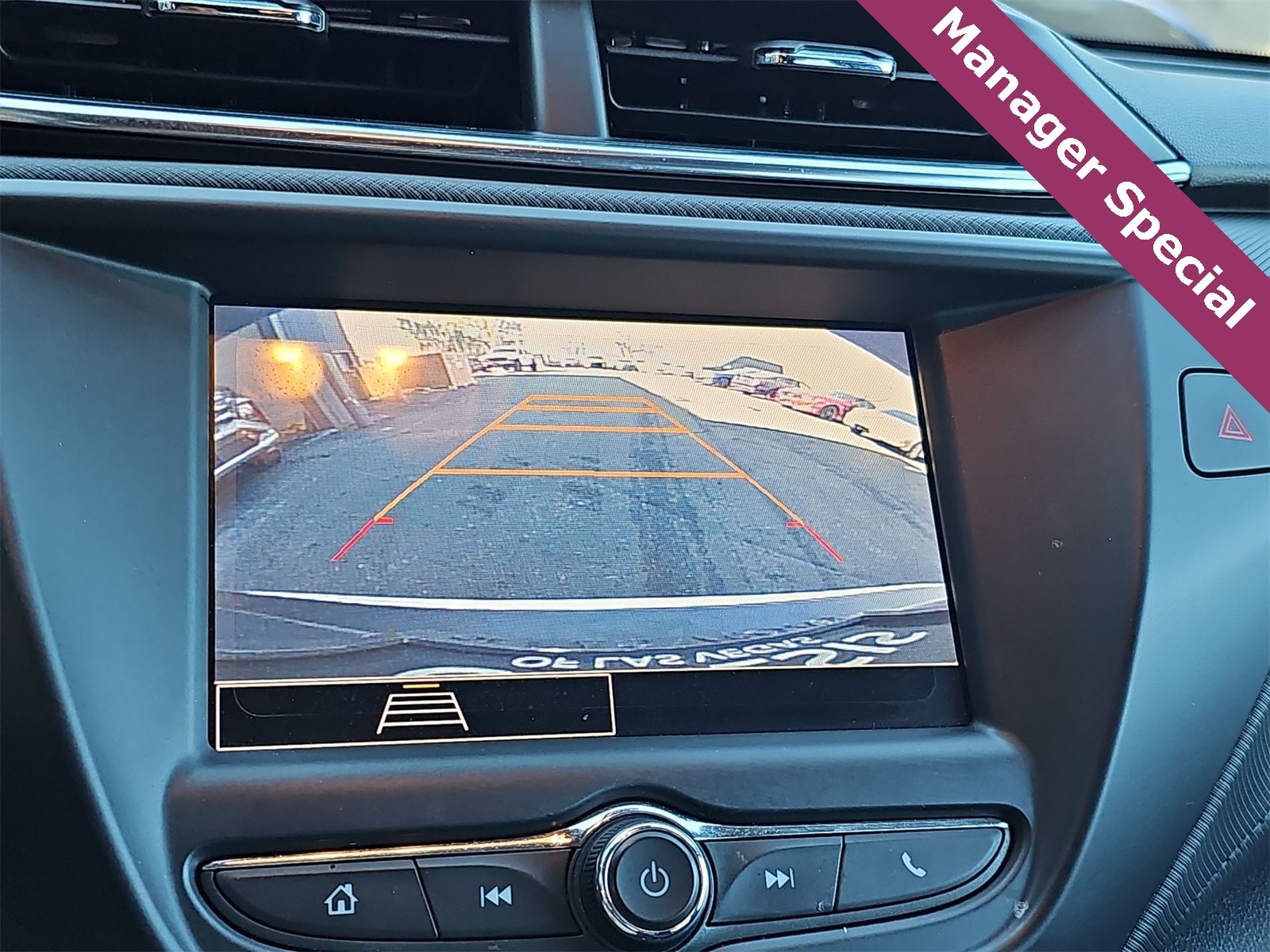 Thumbnail: 2022 Chevrolet TrailBlazer - 26