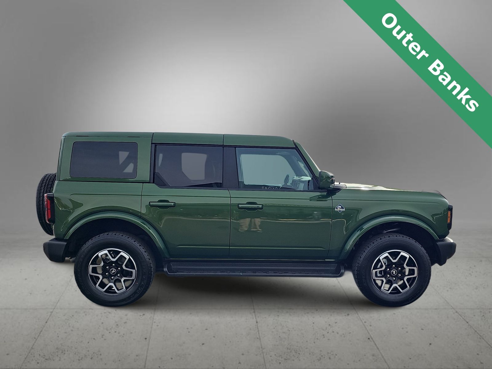 Thumbnail: 2025 Ford Bronco - 9
